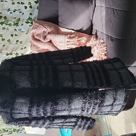 💚2xHP💚Nicole Alexander Wool Blend Super Soft Eyelash Grey and Black Cardigan - Picture 3 of 7